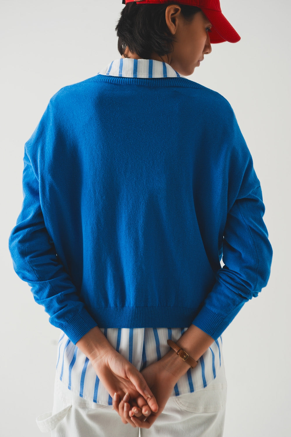 V-Neck Fine Knit Sweater in Blue