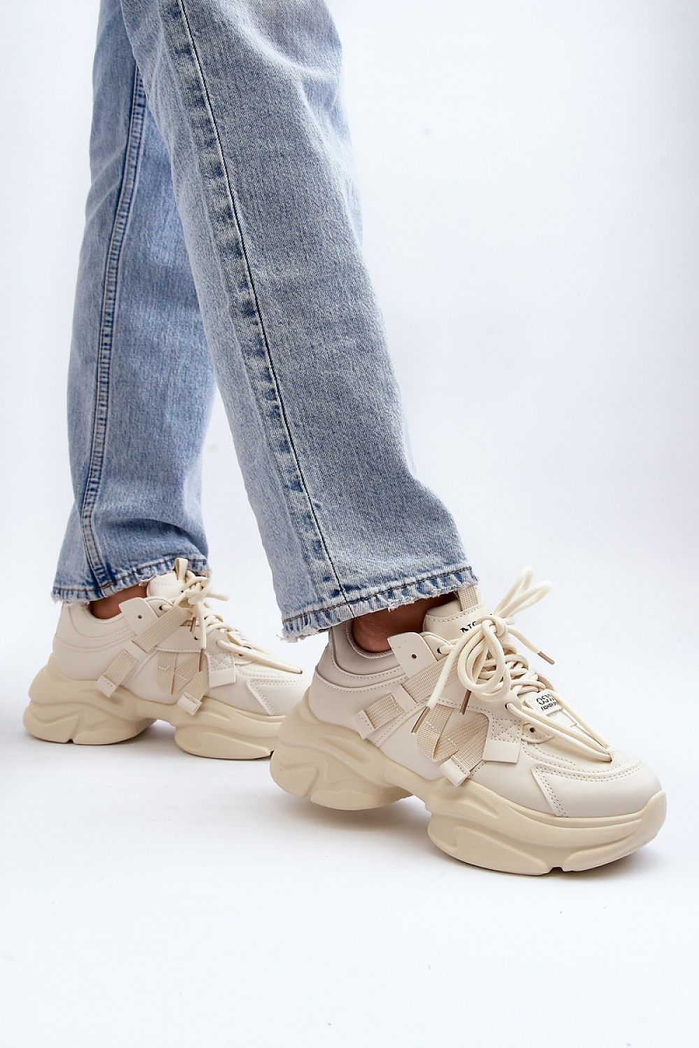 Lace-Up Sport Shoes in Beige