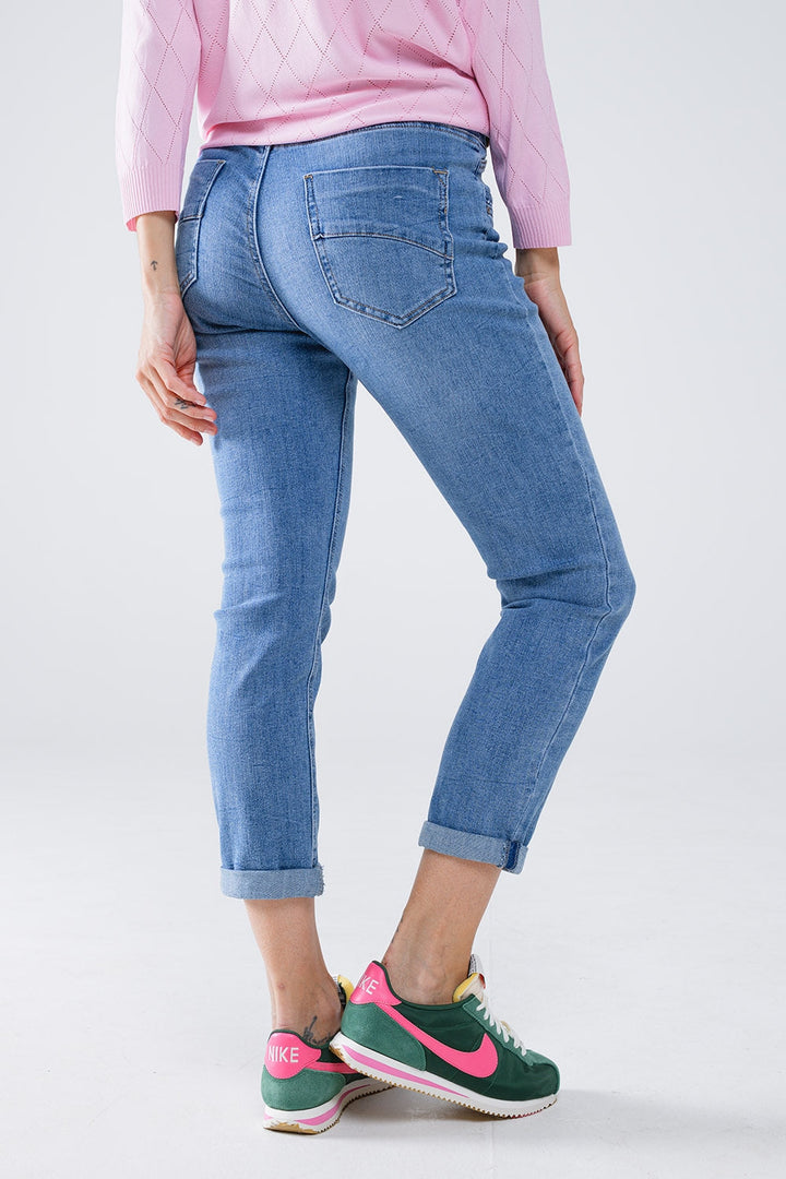 Skinny Jeans in Light Wash with Detail on the Pocket