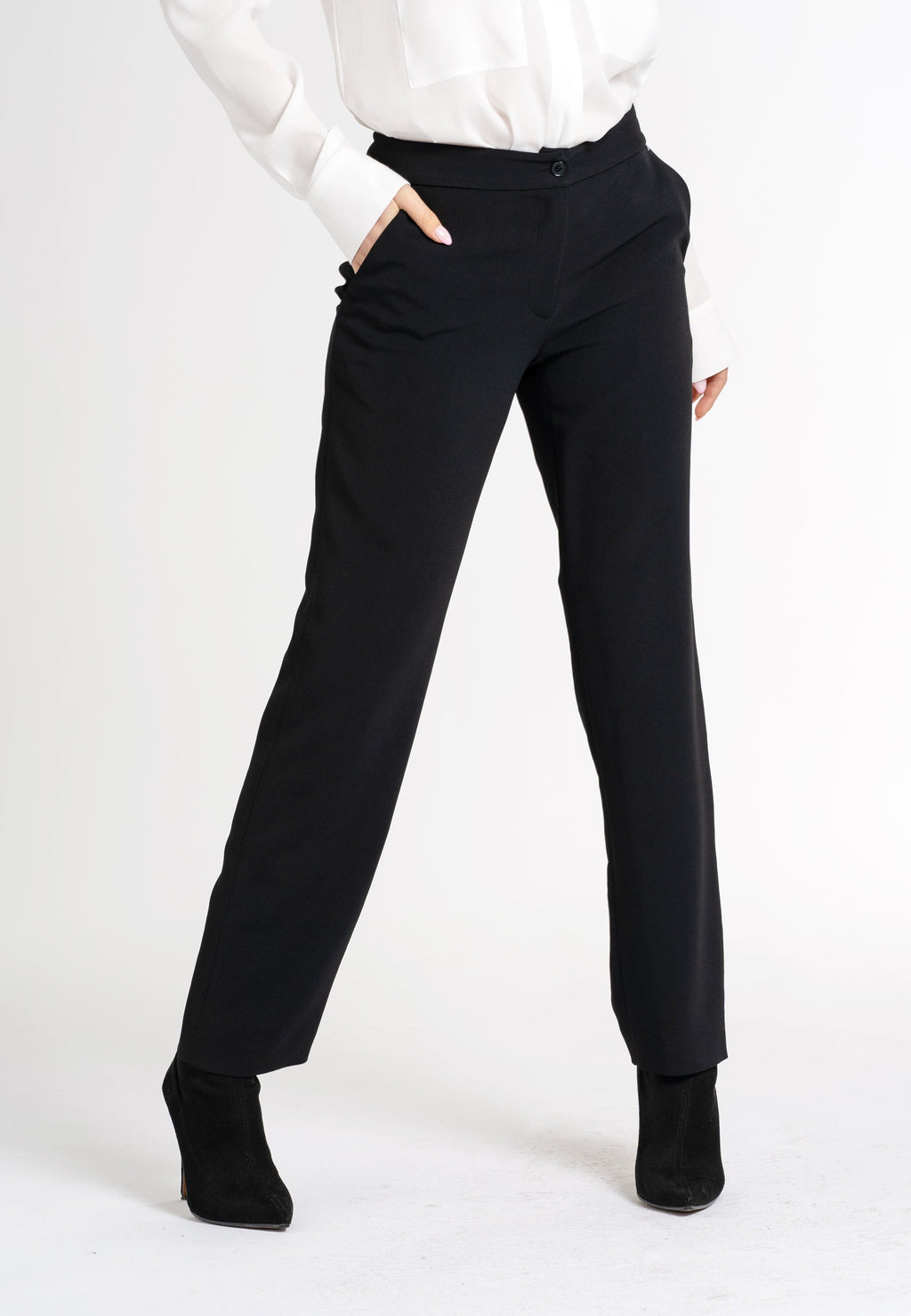 Darwin Ankle-Length Trousers With Side Pockets