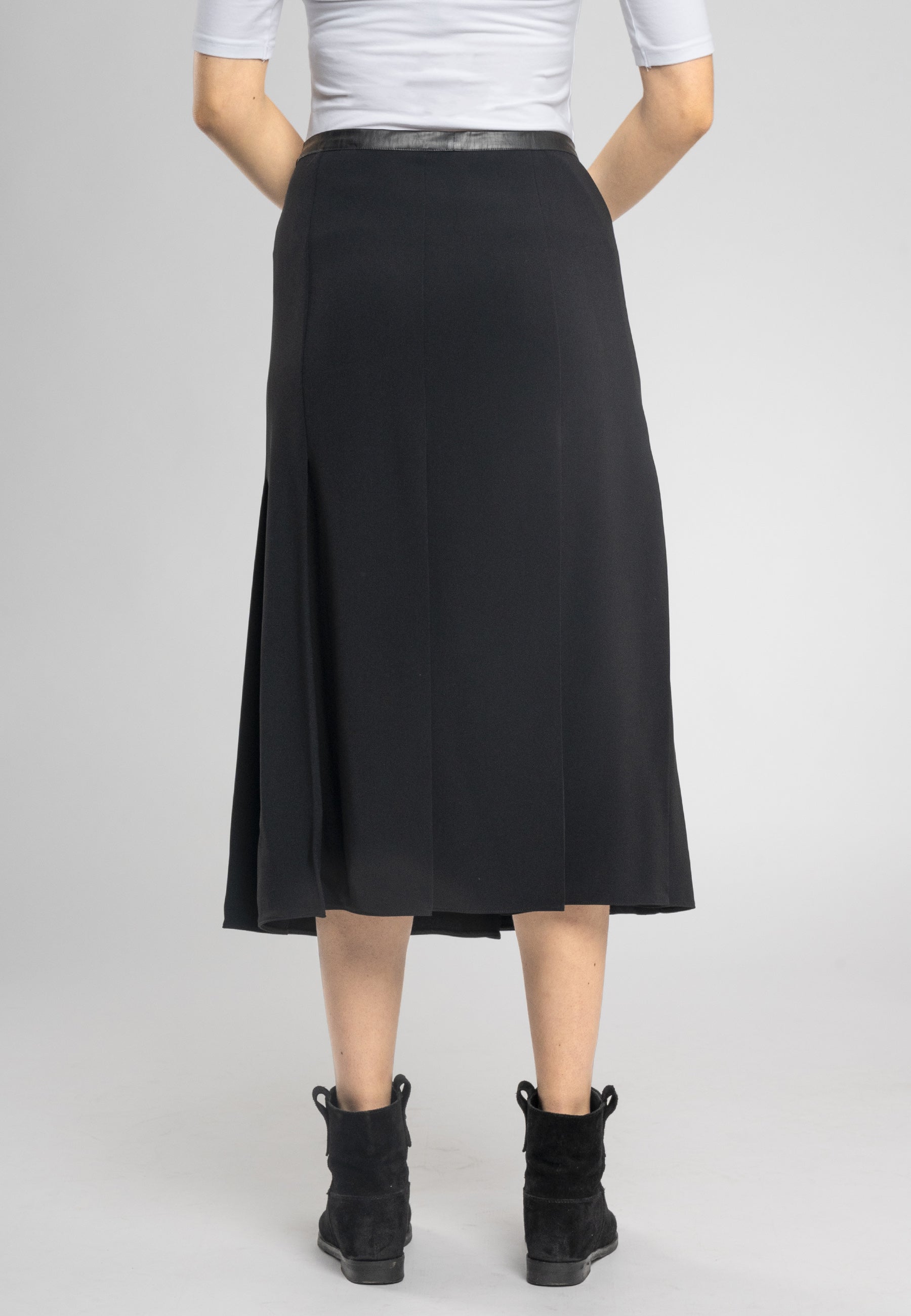 Masha Black a Line Split Midi Skirt