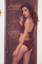 La Amatista Ecru Hand-Crocheted Bikini Top