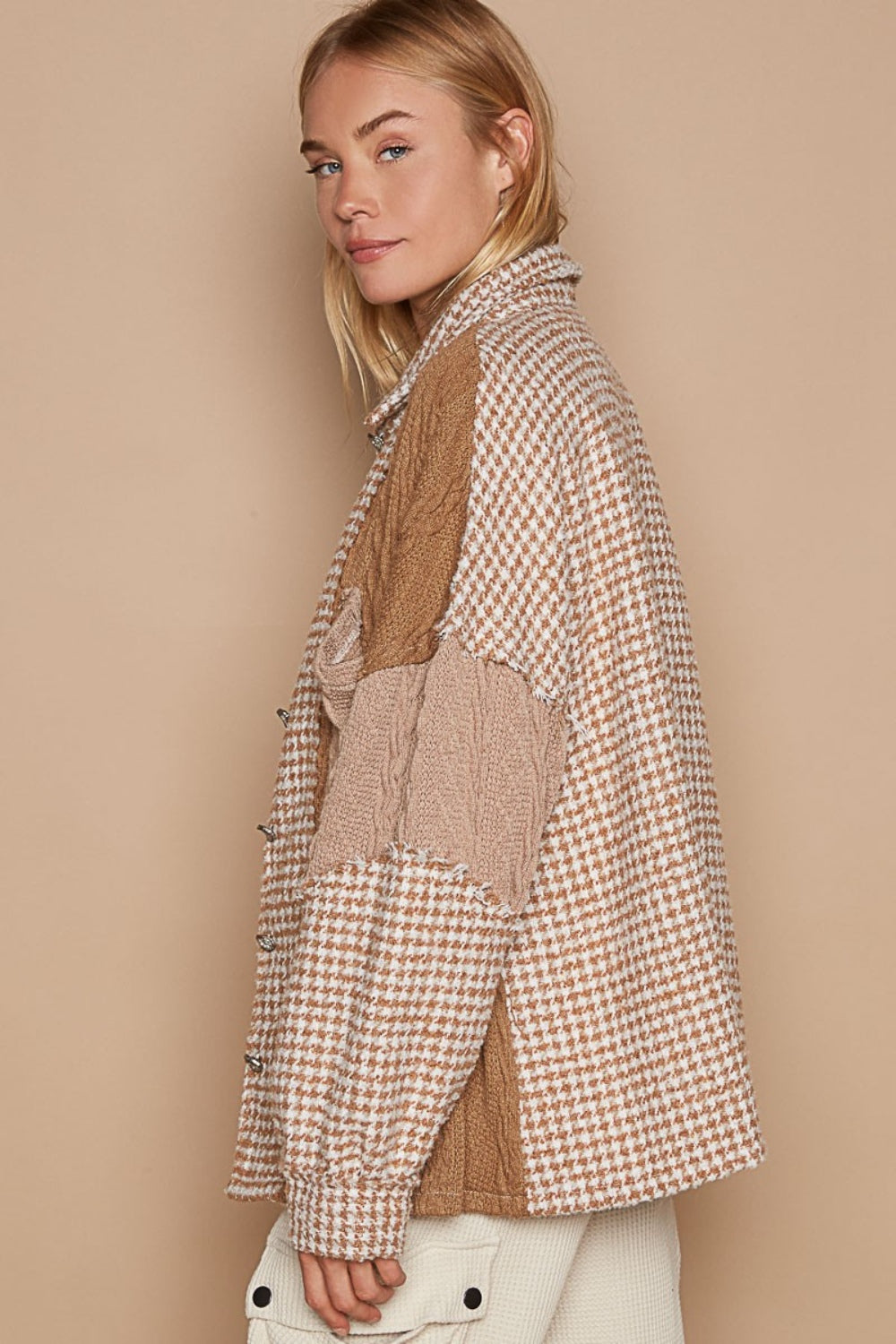 Mocha Houndstooth Contrast Cable Knit Pocket Shacket