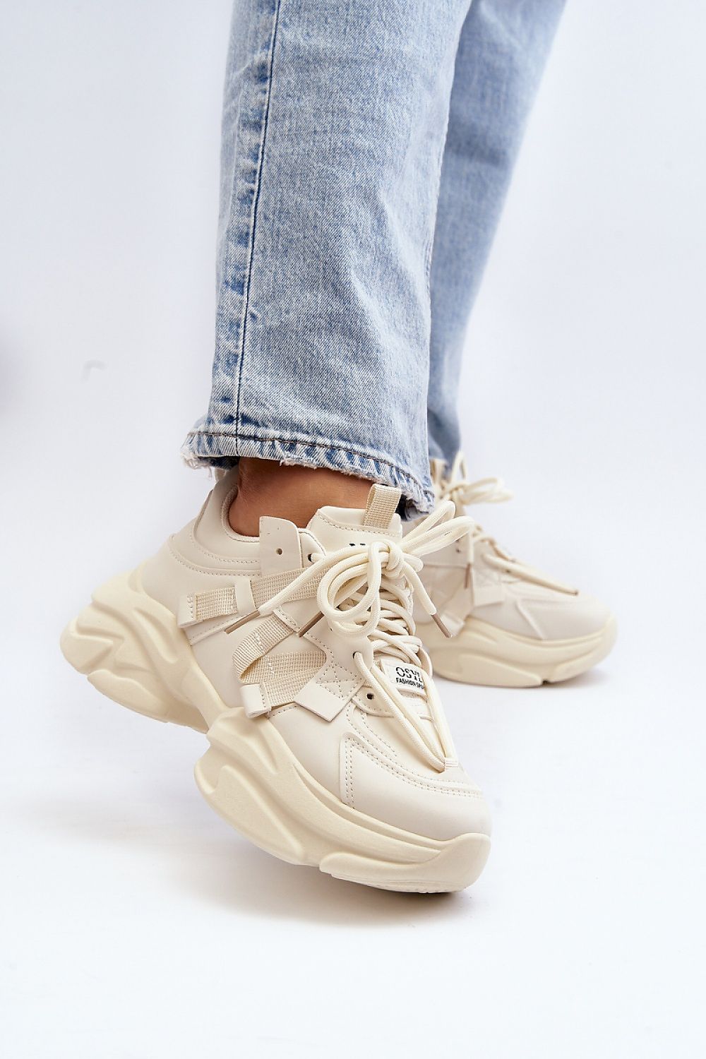 Lace-Up Sport Shoes in Beige