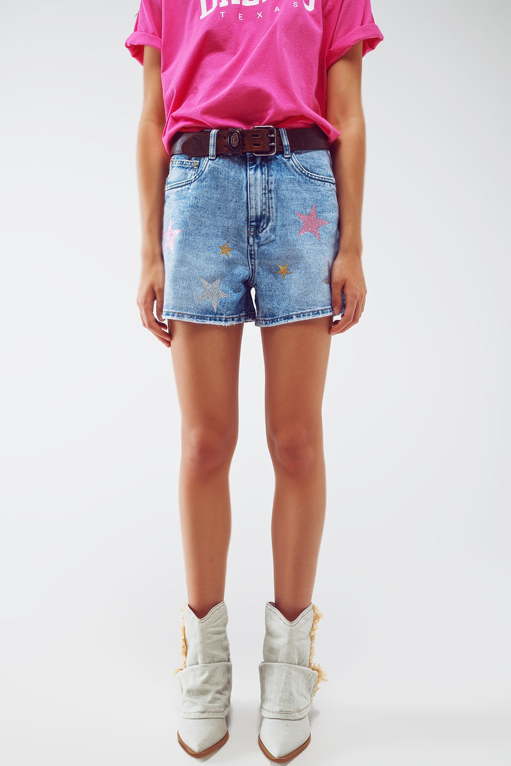 DenIm Shorts with Laminated Stars in Light Wash