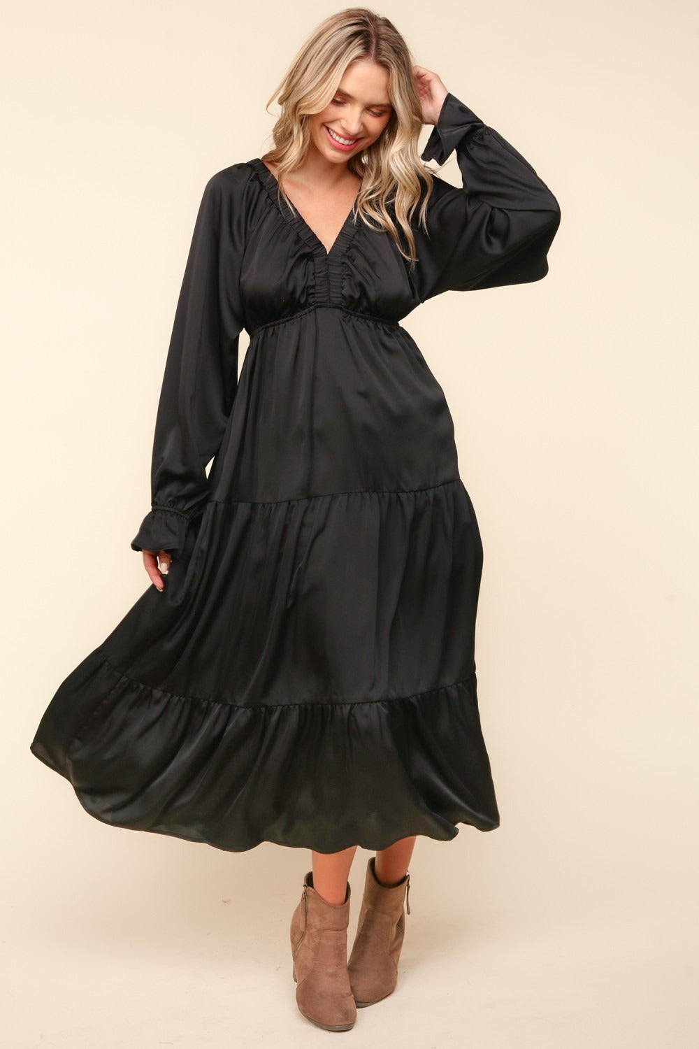 Black Flounce Sleeve Tiered Midi Dress with Pockets