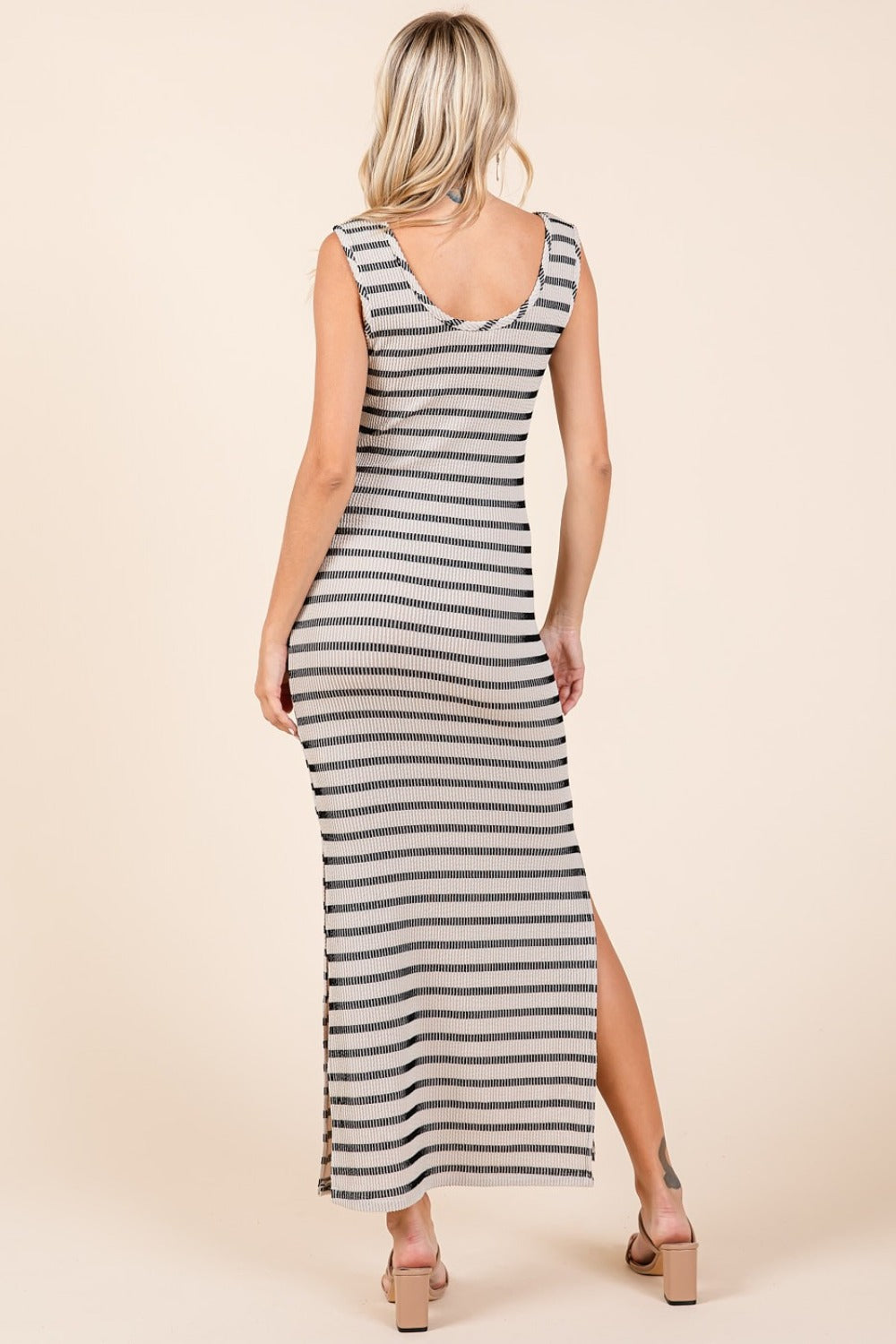 Ivory Striped Scoop Neck Sleeveless Maxi Dress