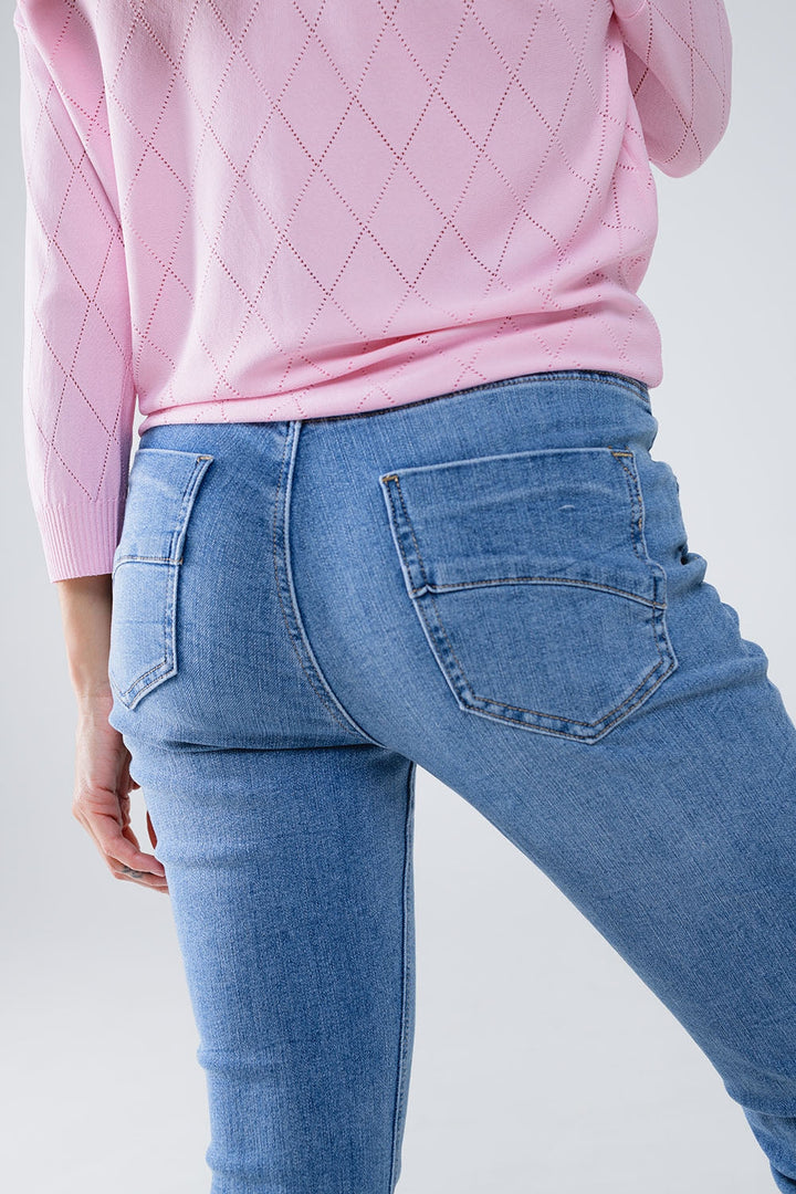 Skinny Jeans in Light Wash with Detail on the Pocket