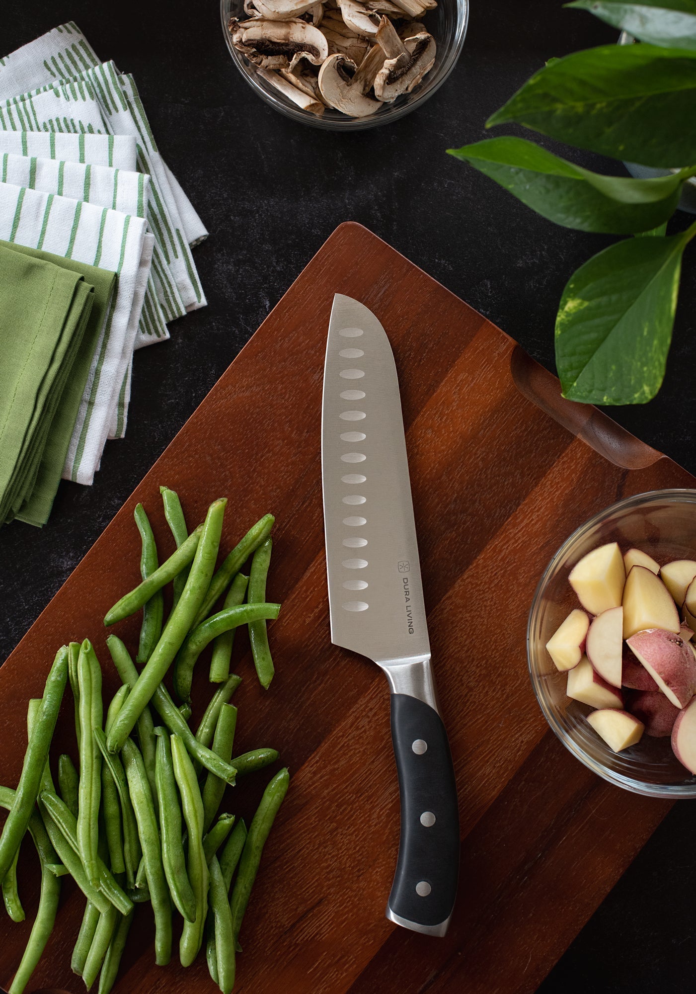 Elite 7 Inch Santoku Knife | Black