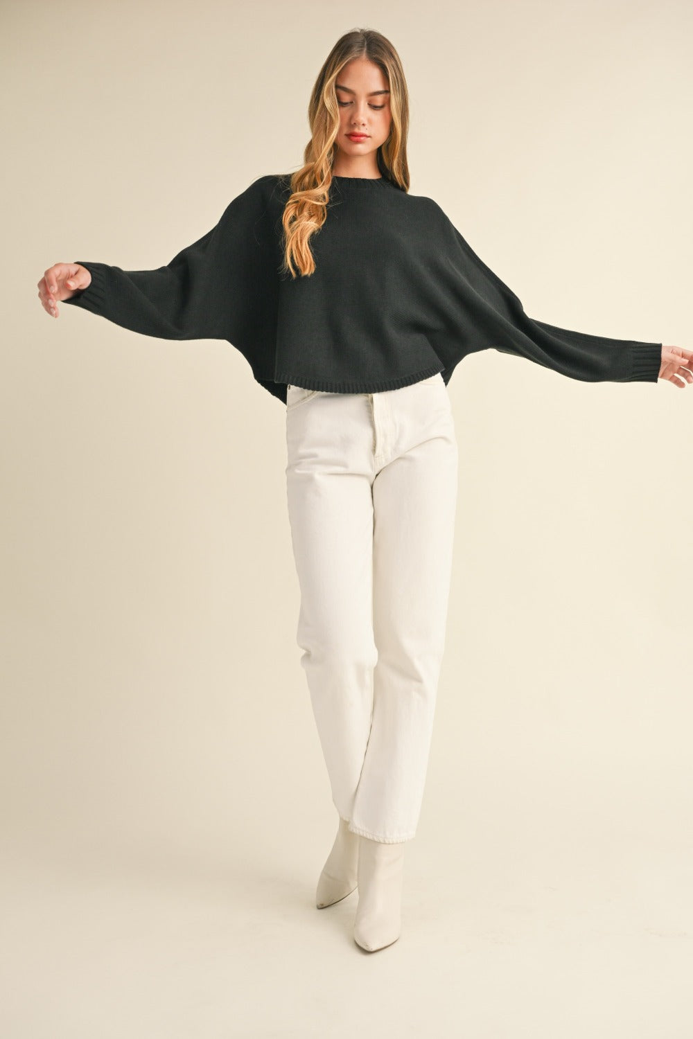 Black Round Neck Dolman Sleeve Cropped Sweater