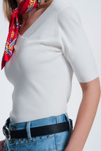 Cream Sweater with V-Neck and Short Sleeves