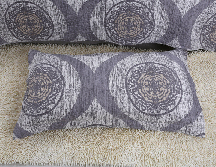 Classic Grey Mosaic Medallion Reversible Quilted Coverlet Bedspread Set