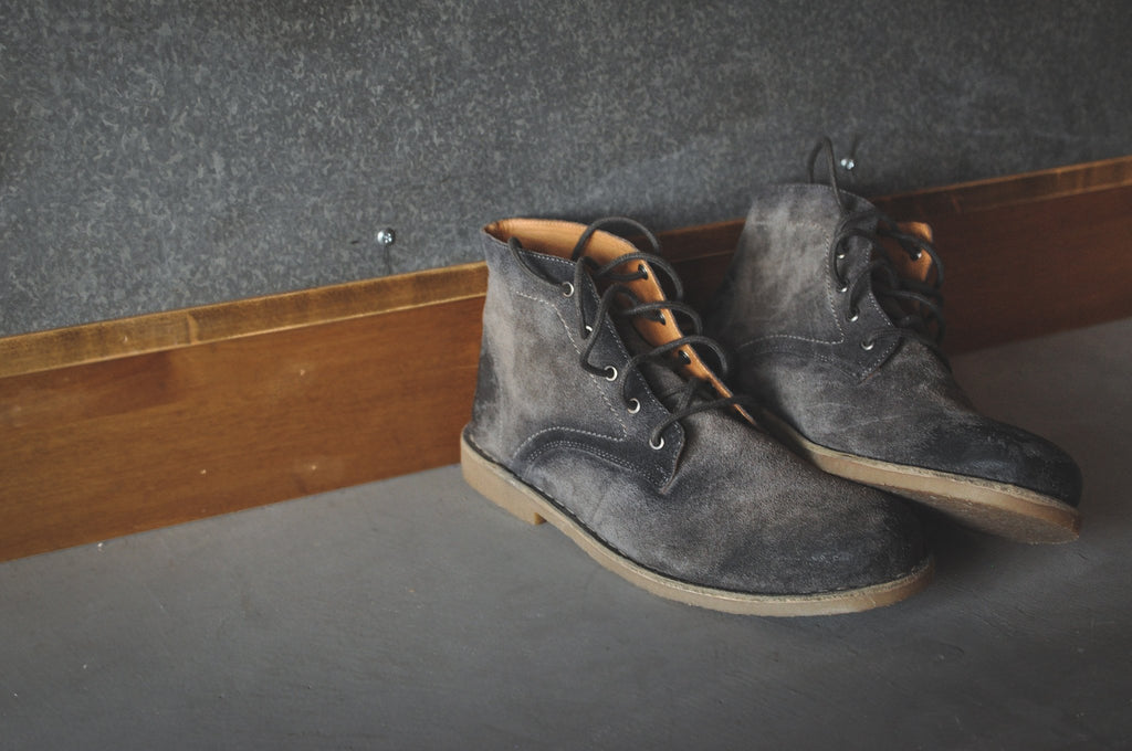 The Grover Men's Boot in Burnished Grey Suede