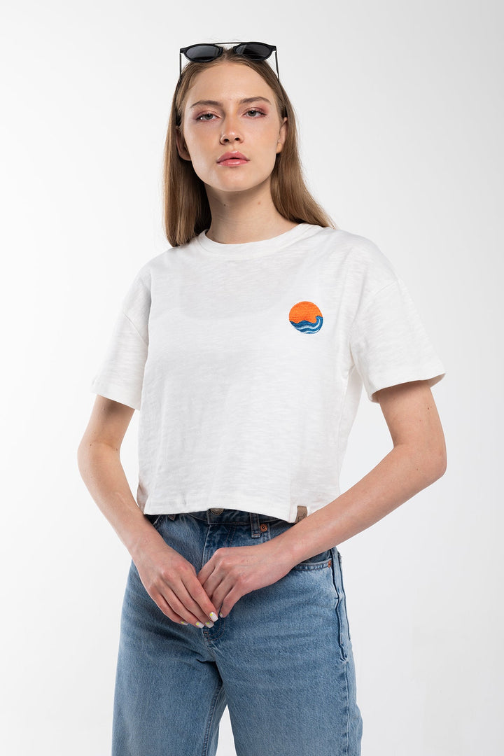 White Nature Embroidery T-Shirt