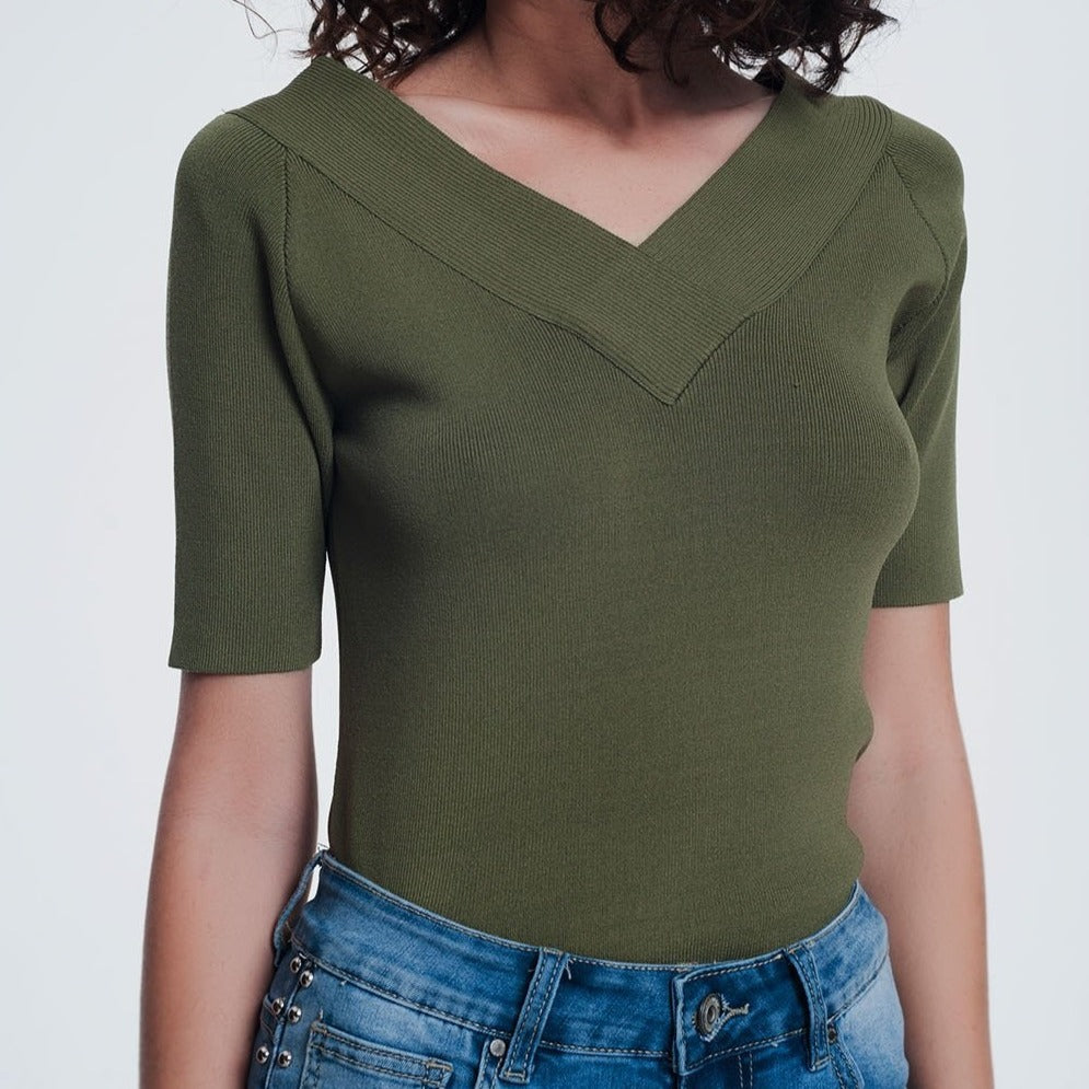 Khaki Sweater with V-Neck and Short Sleeves