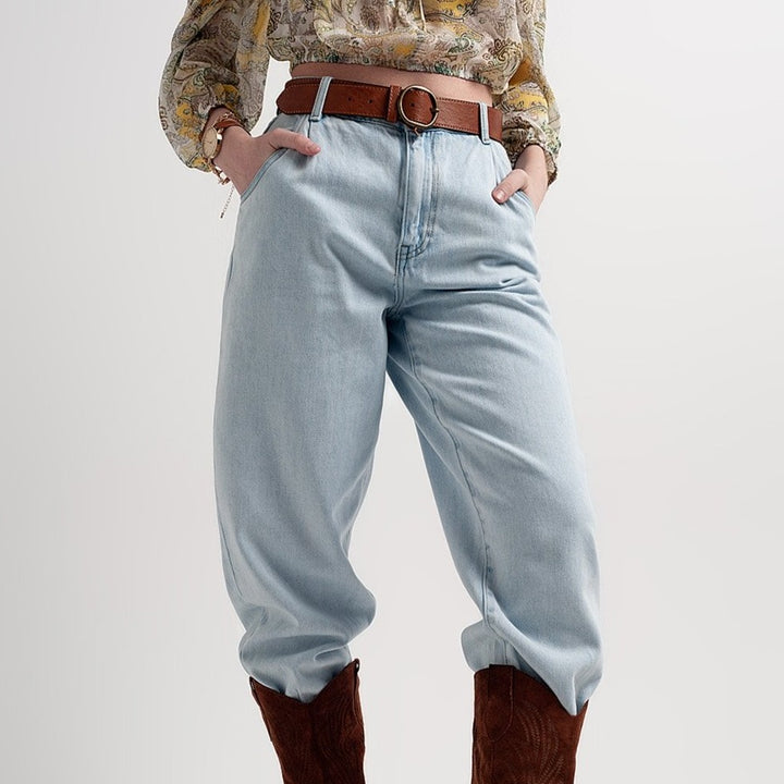 High Rise Slouchy Mom Jeans in Lightwash