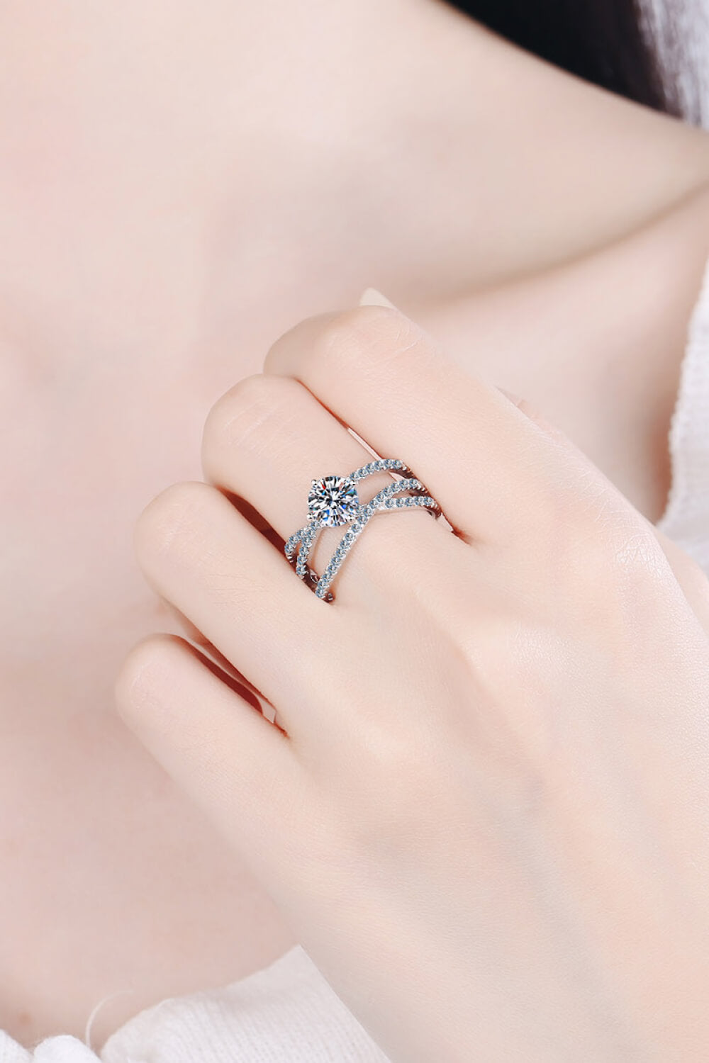 1 Ct Moissanite Crisscross Ring in Silver