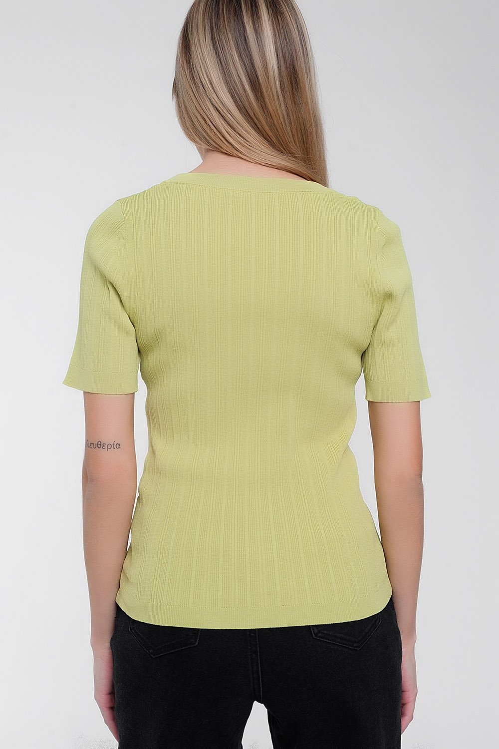 Scoop Neck Jumper with Short Sleeve in Green