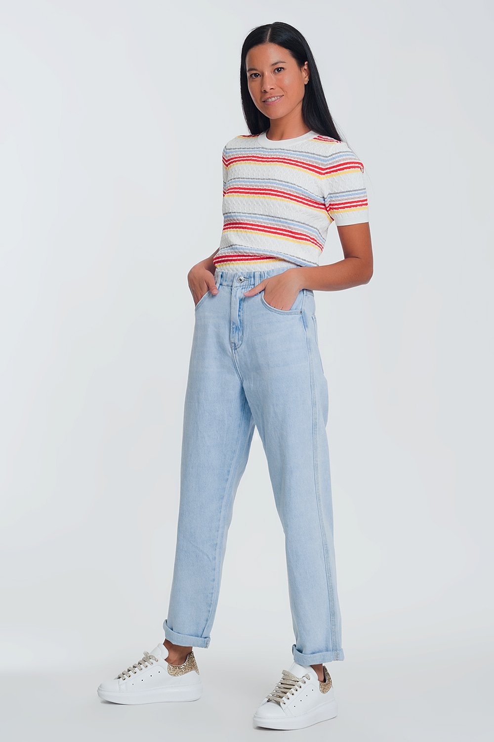 High Waist Mom Jeans in Light Blue Denim