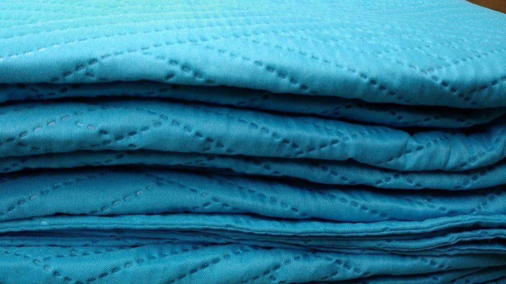 Gentle Wave Turquoise Teal Blue Thin & Lightweight Quilted Bedspread Set