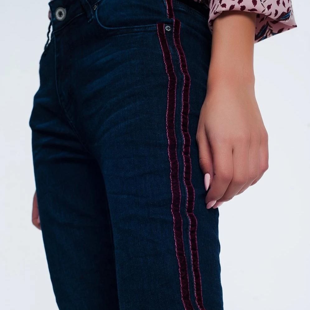 Skinny Jeans With Sports Red Stripes