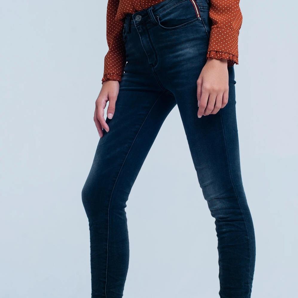 Black Wrinkled Skinny High-waisted Jeans