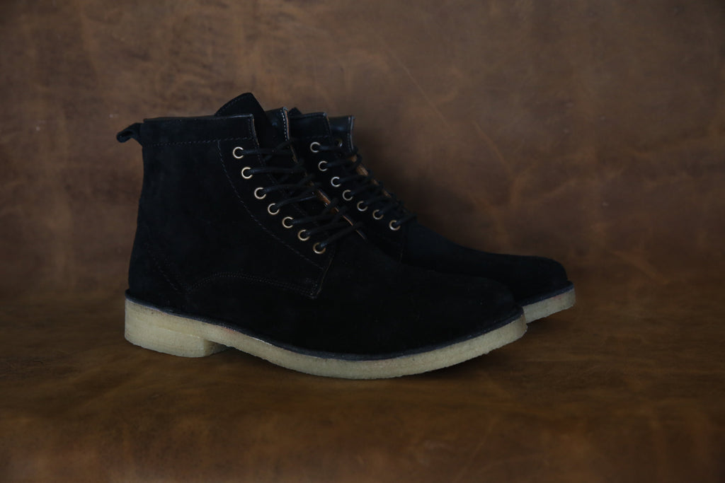 The Hunter Laced Boot | Black