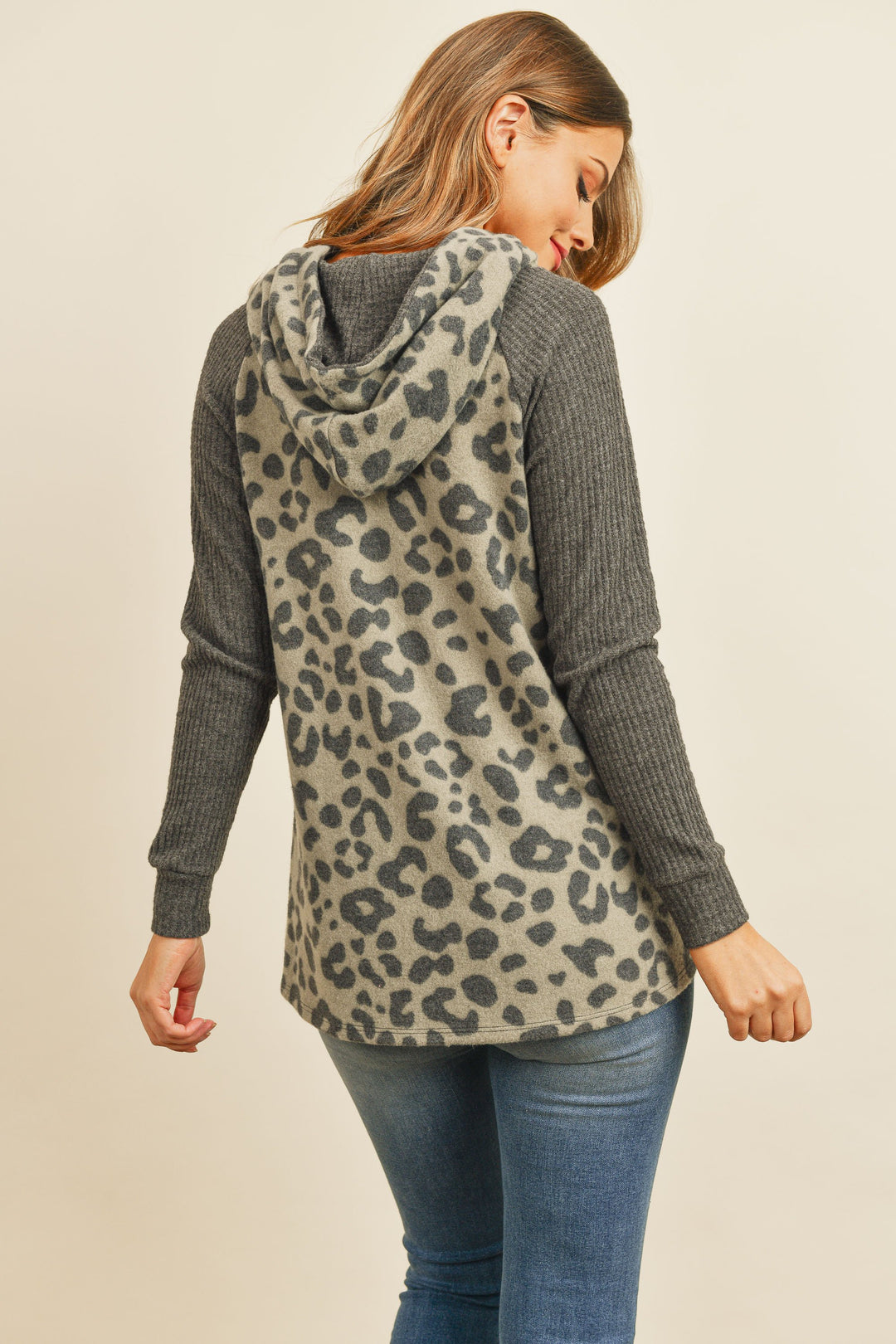 Waffle Sleeve Leopard Drawstring Hoodie