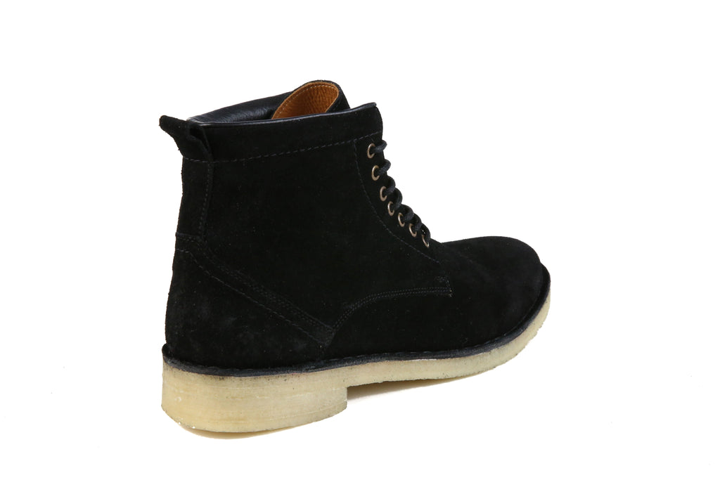 The Hunter Laced Boot | Black