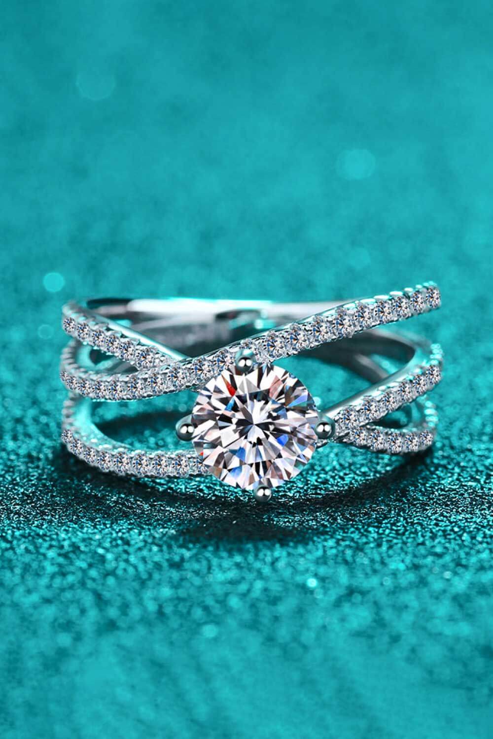 1 Ct Moissanite Crisscross Ring in Silver