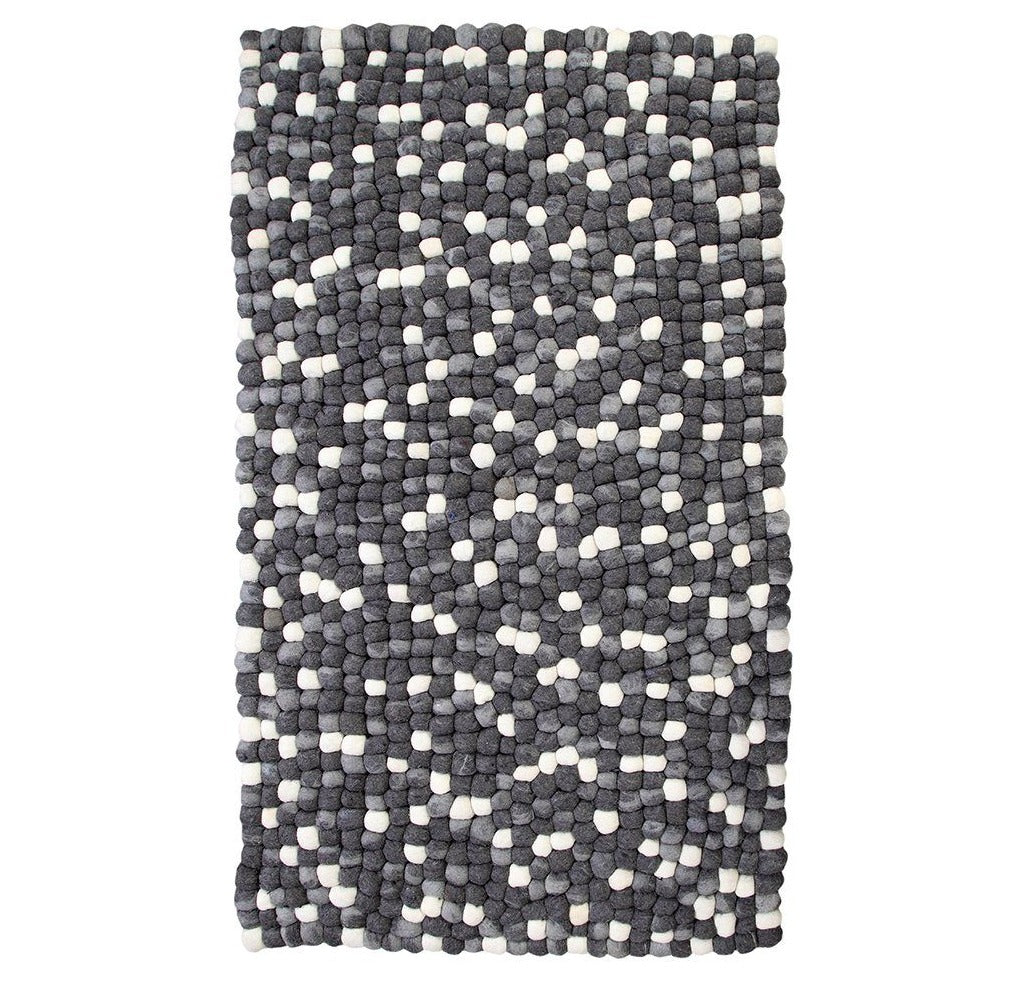 Amala Handmade Wool Felt Pebble Rug Grey