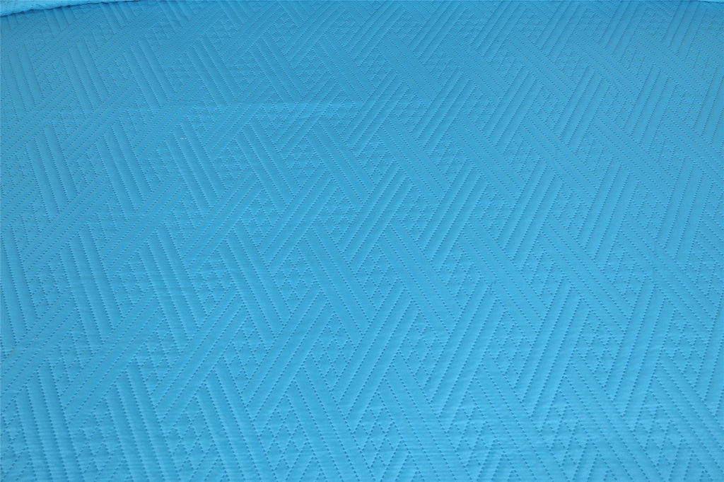 Gentle Wave Turquoise Teal Blue Thin & Lightweight Quilted Bedspread Set