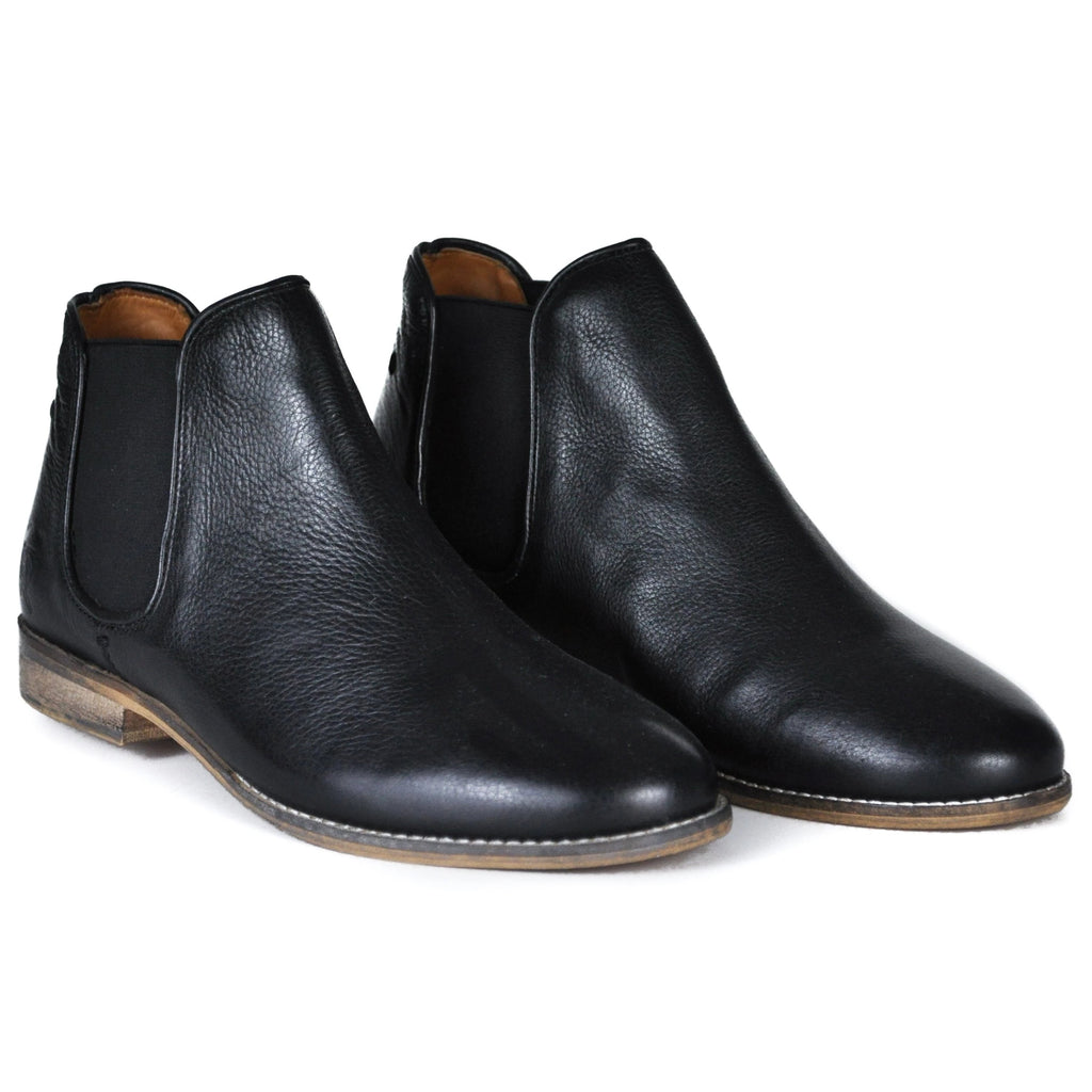 The Ronan Chelsea Boot in Black