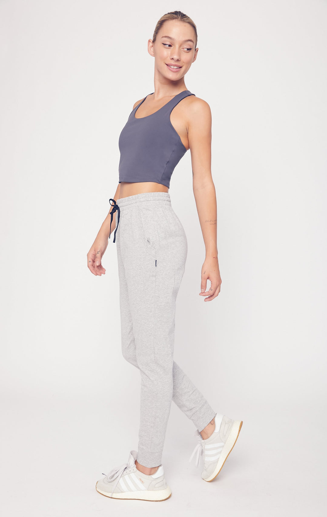 Weekend Jogger in Ice Heather Grey